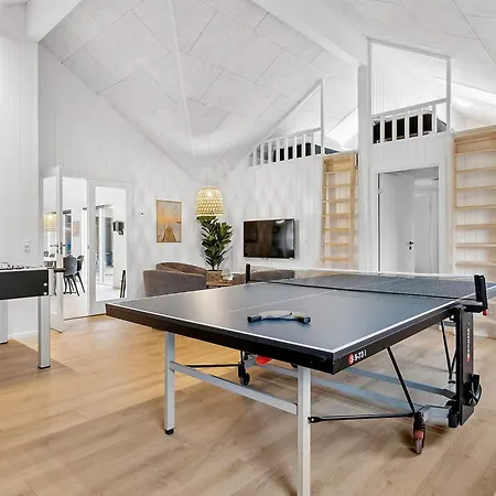 Holiday home Henne Vi *