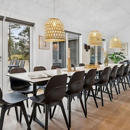 Henne Vi Holiday home