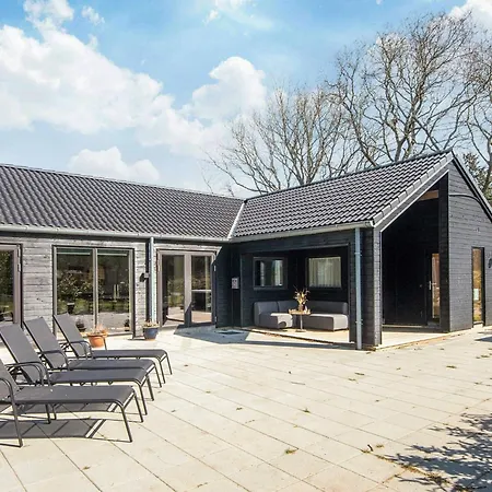 Holiday home Henne Vi