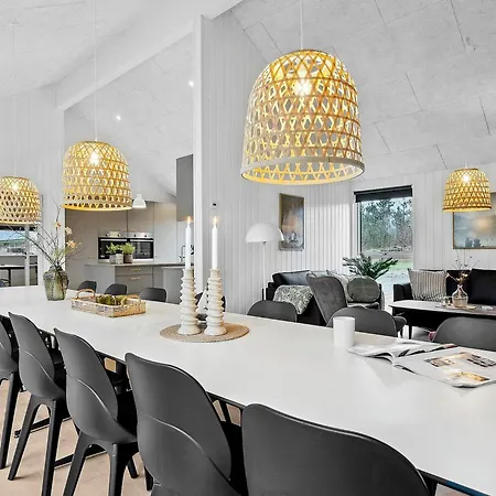 Spacious Retreat For 20 - By Traum Dom wakacyjny Henne Strand